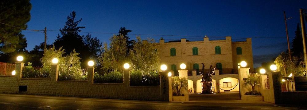 Hotel Castel Miramonti เซลวา ดิ ฟาซาโน ภายนอก รูปภาพ