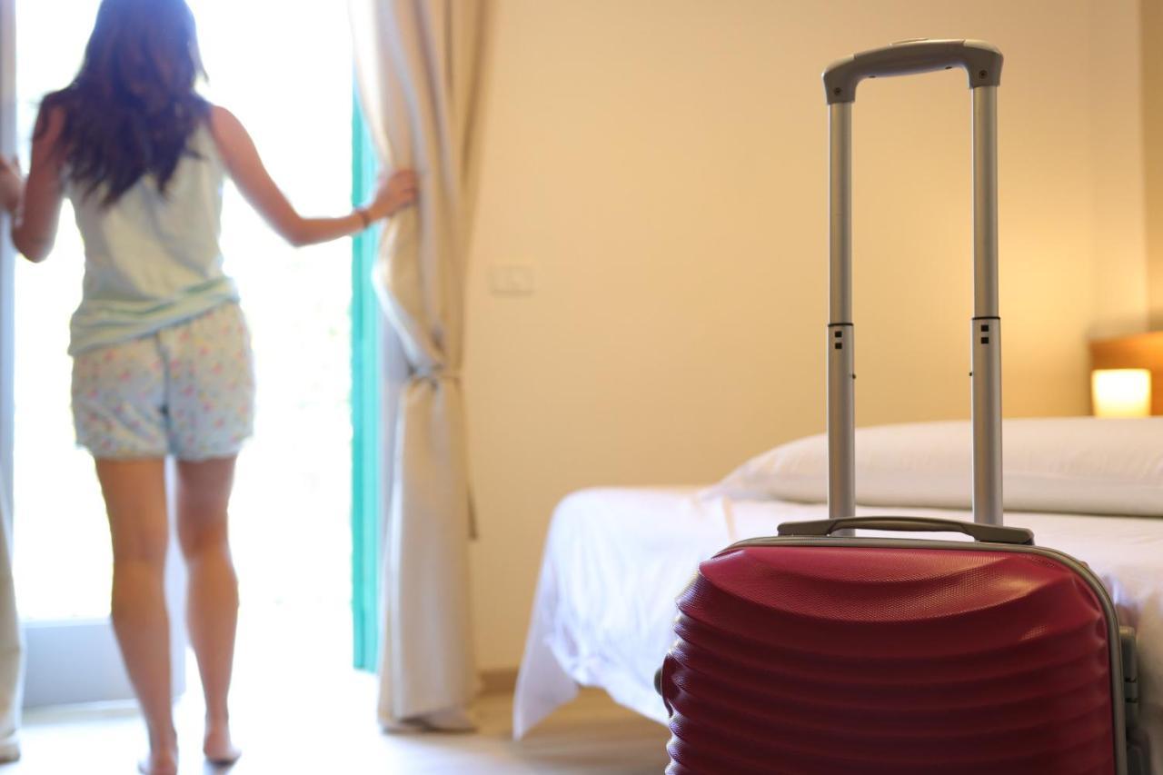 Hotel Castel Miramonti เซลวา ดิ ฟาซาโน ภายนอก รูปภาพ